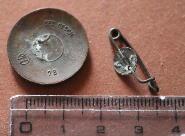 frühes Parteiabzeichen NSDAP Hersteller 78 Paulmann & Crone-Lüdenscheid